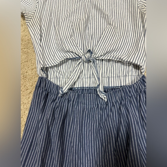 Cotton RVCA Dress - Picture 4 of 6